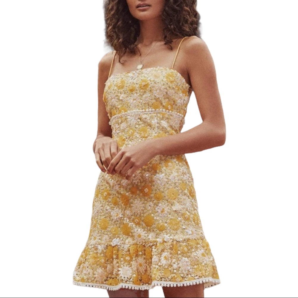 🎉HP SAYLOR x Free People Josette M 8/10 Yellow Floral Sequin Crochet Mini Party